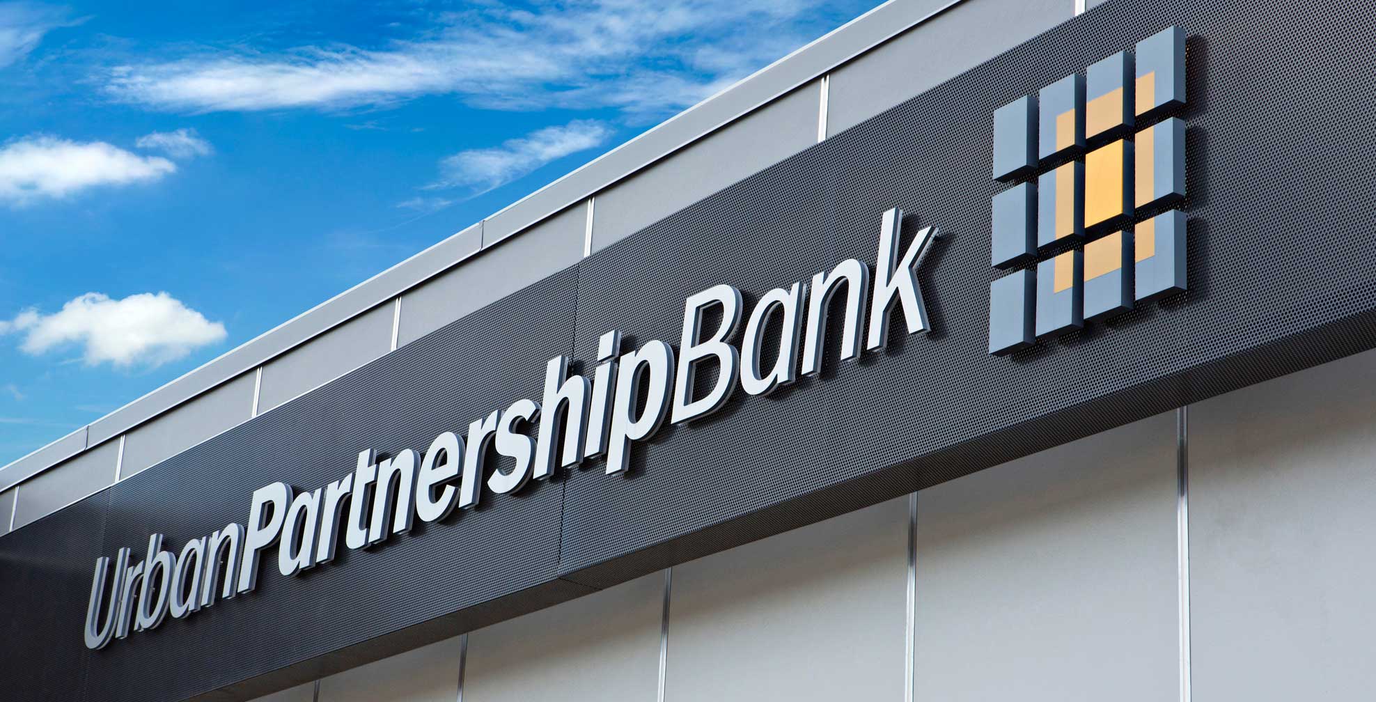 urban-partnership-bank_sign_bellwood_a.jpg Art Direction by: Bart Crosby, Crosby Associates